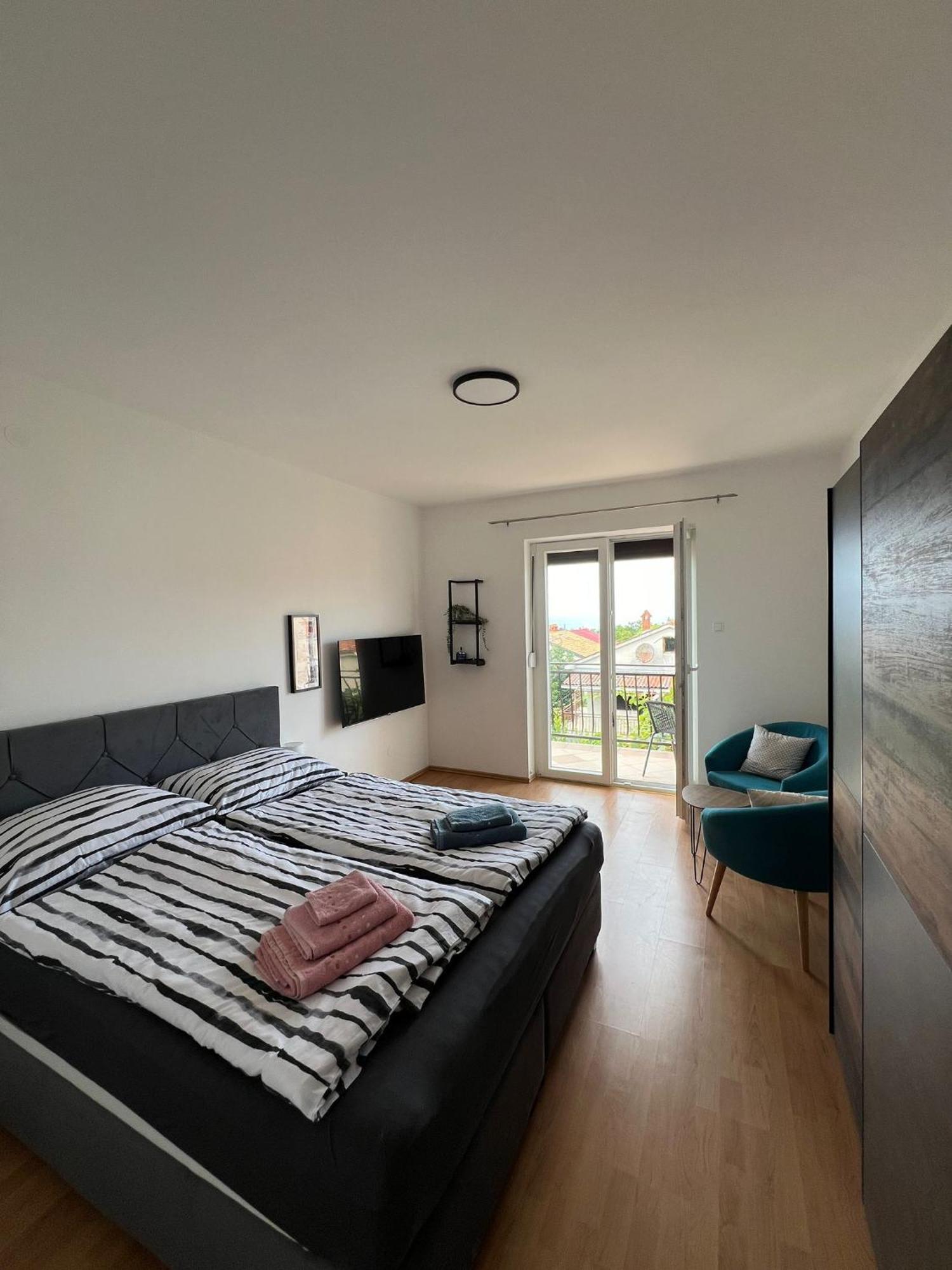 Maestral Apartment *